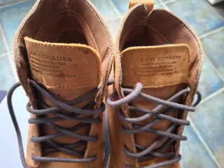 Botas Levi's Marrones