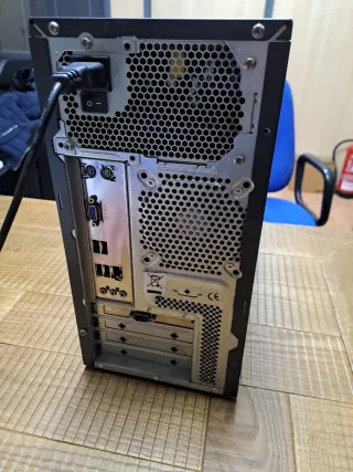 Computer da tavolo nero/argento