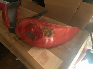 Pilotos Traseros Peugeot 206 (2 unidades)