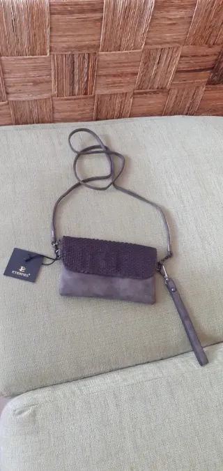 Bolso pequeño nuevo
