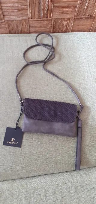 Bolso pequeño nuevo