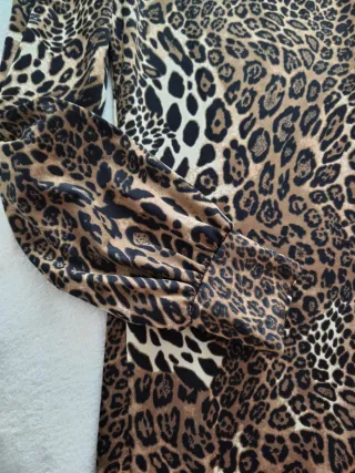 Vestido estampado animal print