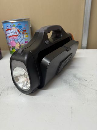 Linterna con maletín