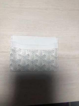 Tarjetero Goyard
