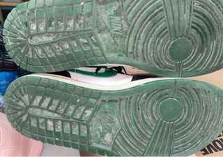 Nike Air Jordan 1 Mid Pine Green