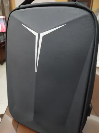 Zaino rigido porta PC uomo