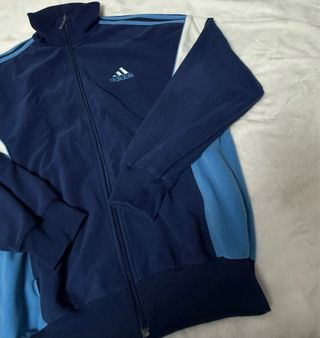 Chaqueta Adidas Azul y Blanca terciopelo