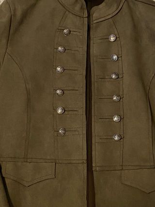 Chaqueta militar verde talla 46