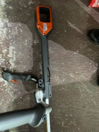 Desbrozadora Husqvarna 220iR