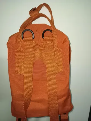 Mochila Fjallraven Kanken pequeña sin estrenar