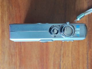 Cámara Canon Ixus 50 + Accesorios