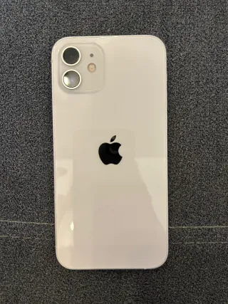 iPhone 12 128gb + fundas