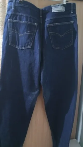 Pantalón vaquero azul. Vintage.