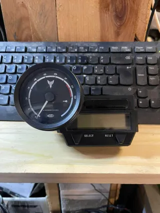 Marcador Yamaha MT-03 660