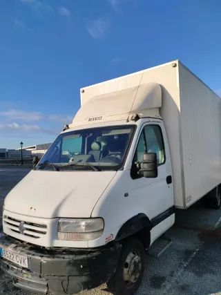 Furgón carrozado caja grande