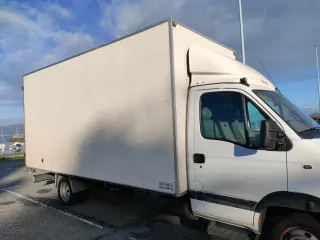 Furgón carrozado caja grande