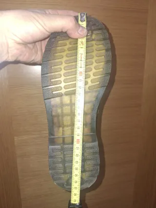 Botas Dr. Martens Granates Talla 39