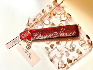 Llavero Victoria's Secret Rojo Brillantes