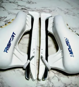 Pattini da ghiaccio Risport