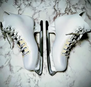 Pattini da ghiaccio Risport