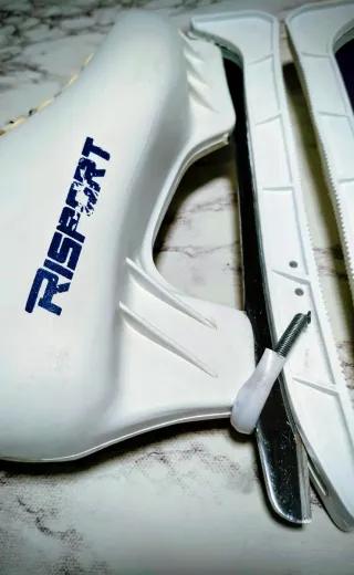 Pattini da ghiaccio Risport