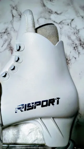 Pattini da ghiaccio Risport