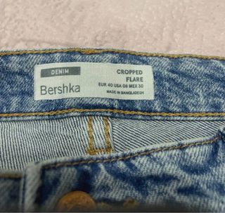 Jeans Bershka cropped flare blu