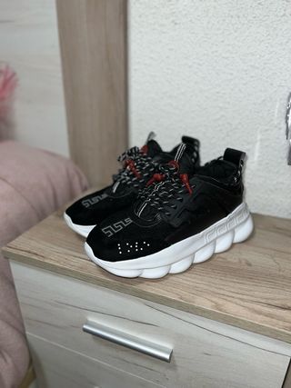 Zapatillas Versace Chain Negras y Blancas