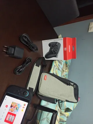 Nintendo Switch 2 + extras
