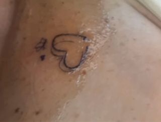 Tatuajes económicos por creación de portafolio