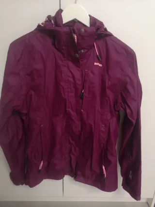 Cortavientos mujer Boriken morado y rosa