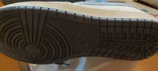 Nike Air Jordan 1 Azzurro