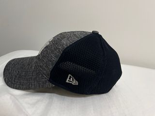 Gorra New Era 9FORTY Gris y Negra