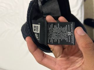 Gorra New Era 9FORTY Gris y Negra