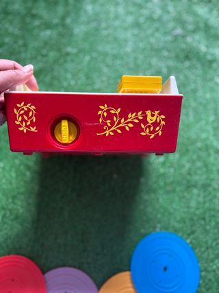 Fisher Price Clásico – Tocadiscos Musical para Beb