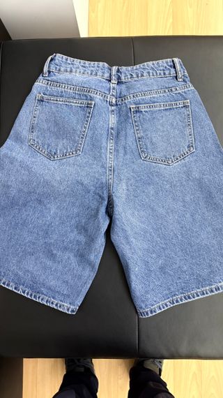 Pantalón vaquero corto azul
