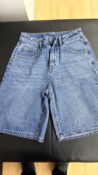 Pantalón vaquero corto azul
