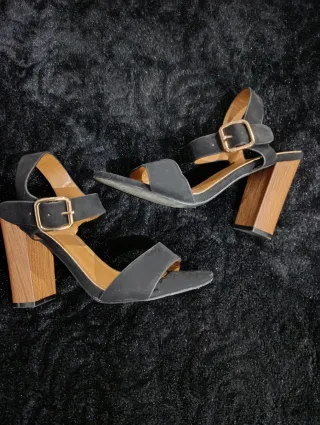 Lote de 2 pares Sandalias Rojas y negras