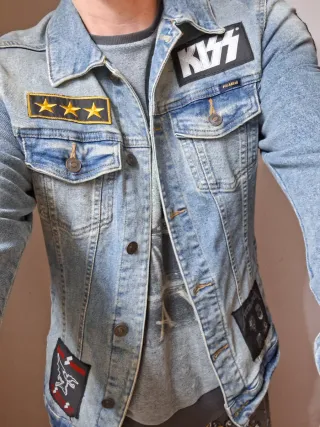 Chaqueta vaquera con parches