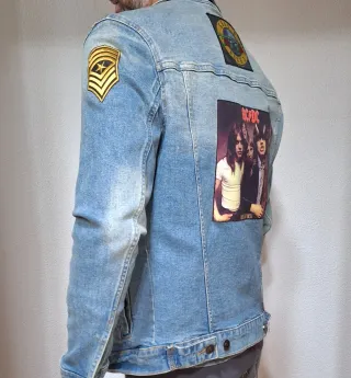 Chaqueta vaquera con parches