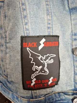 Chaqueta vaquera con parches