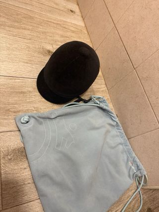 Casco Equitación Fouganza Terciopelo Negro