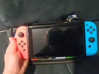 Nintendo Switch Rossa