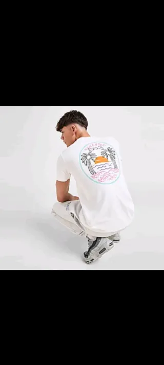 Camiseta McKenzie Blanca bordado