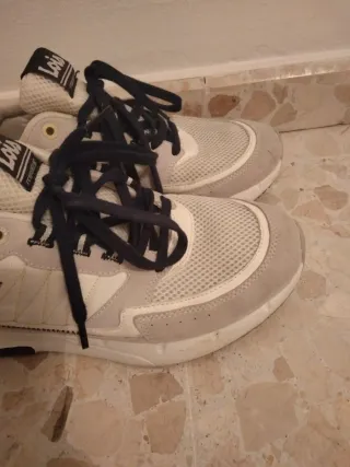 Zapatillas Lois Jeans Gris y Blanco