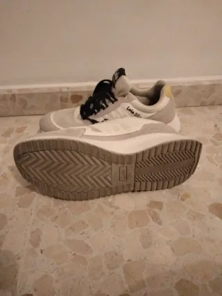 Zapatillas Lois Jeans Gris y Blanco