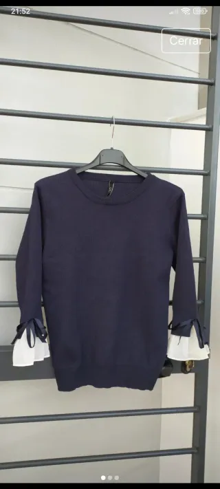 Jersey punto azul con lazos blancos