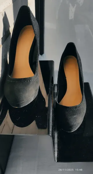 Zapatos de Lefties talla 37