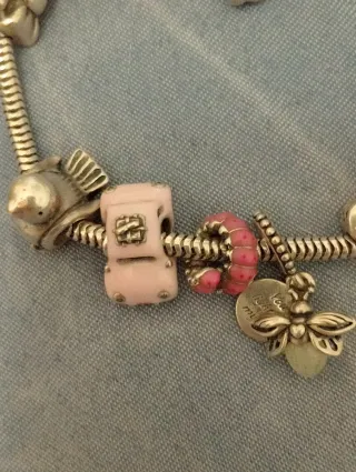 Pulsera Pandora Plata con Charms,casi compla.plata
