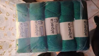 Gomitoli lana alpaca verdi